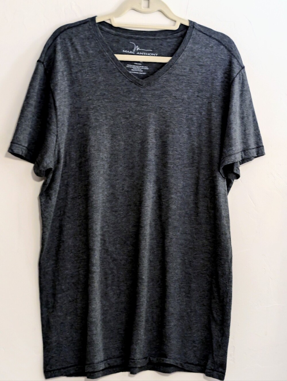 Marc Anthony Men's XL Slim Fit Black V Neck Cotton Modal T Shirt